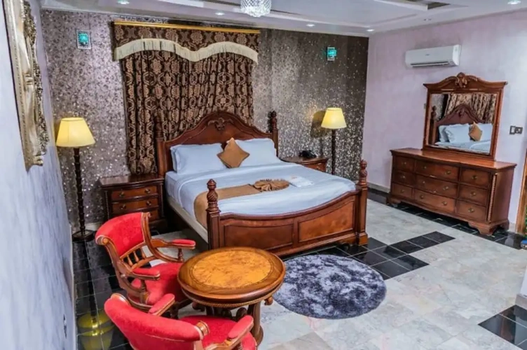 Deluxe Single room