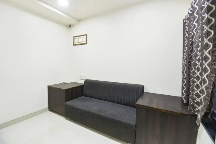 Fabhotel Ramraj Inn