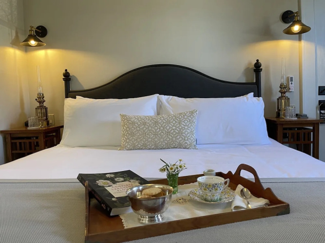McCully House Inn