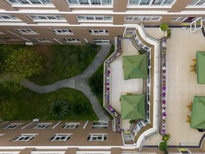 Xincheng Hotel