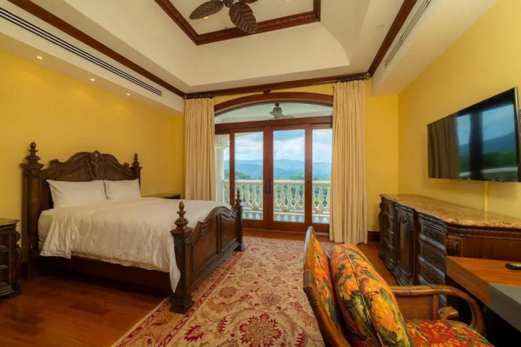 - Casa Garmus - 10 bdr Ocean View