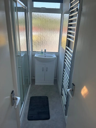 2 Bedrooms Cottage with garden view