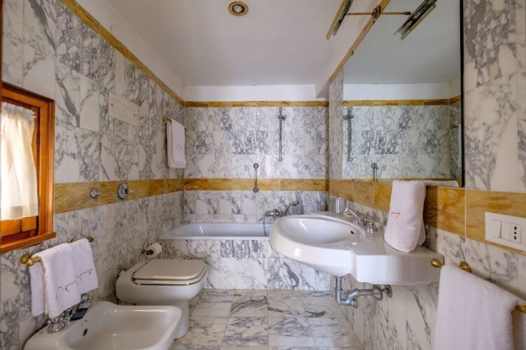 Casa Dell'AlberoOver view