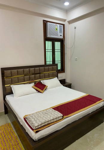 Shri Ram Paying Guest House