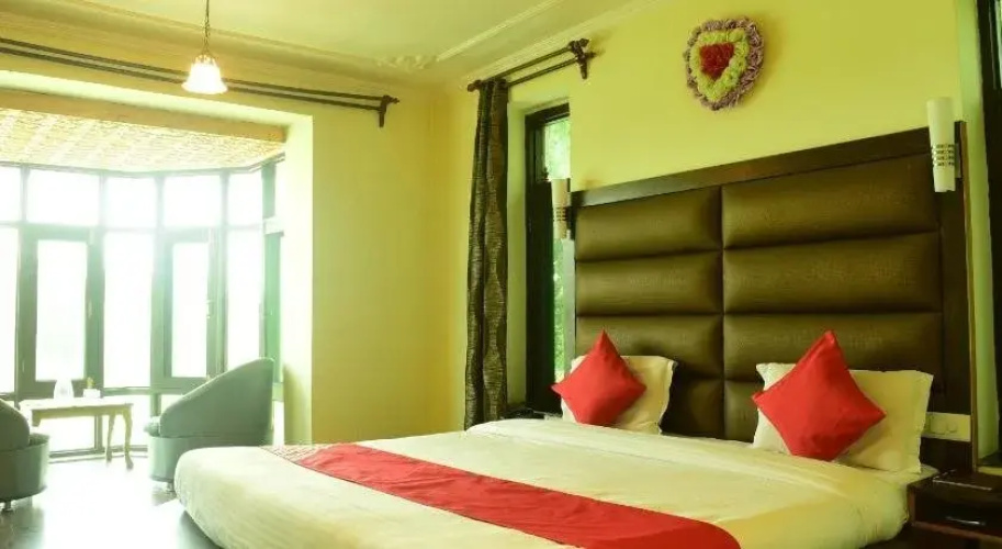 Naqash Residency