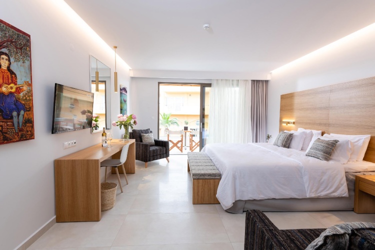 Deluxe Suite