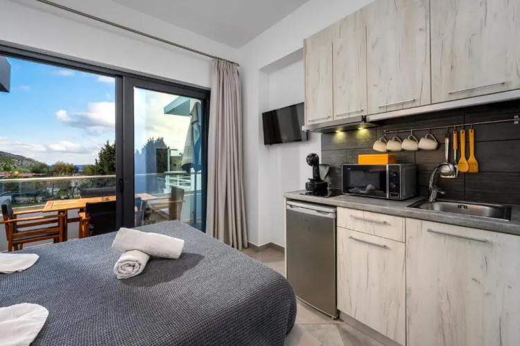 MaΜa's Studio & Apartment