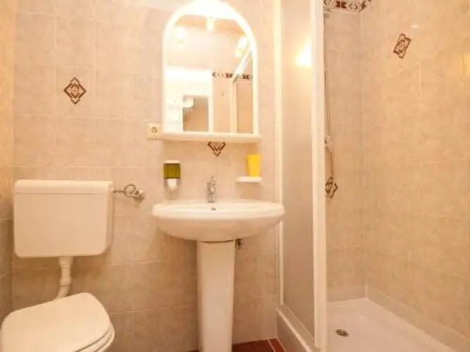 Rooms Nadica