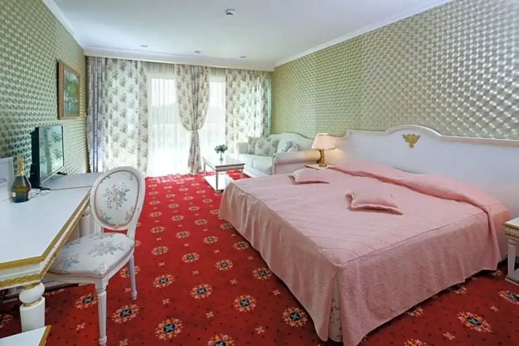 Deluxe Double room with balcony