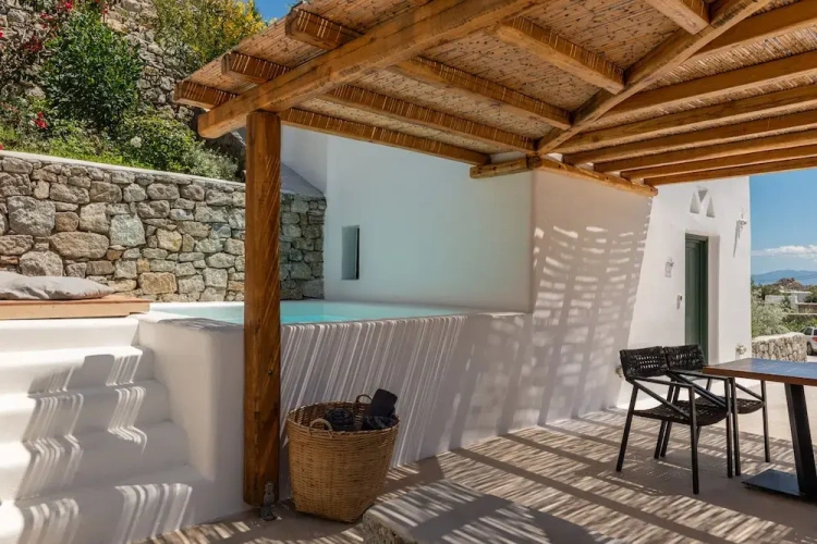 2 Bedrooms Superior Quadruple room