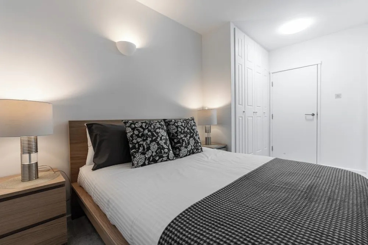Duplex 2BR 2BA Flat Near Gloucester Rd Station