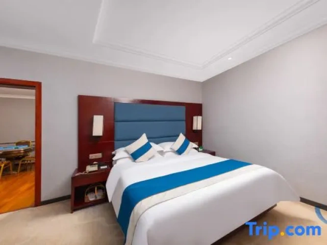 1 Bedroom Standard Suite