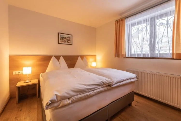 2 Bedrooms Basement Apartment