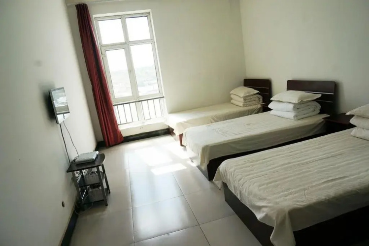 Yaju Guo'an Hotel