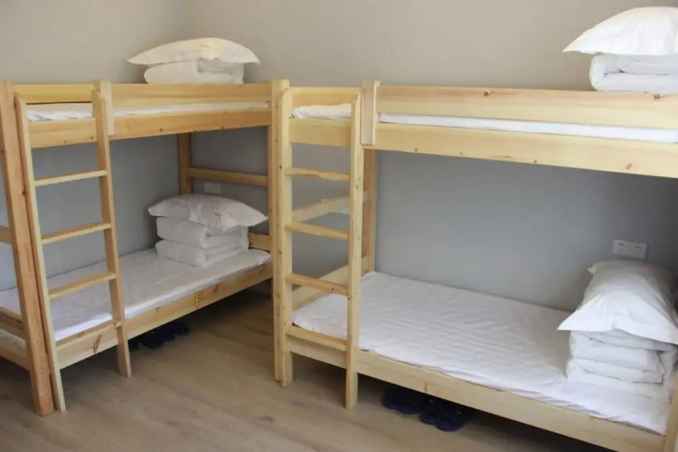 Lemongo Youth Hostel