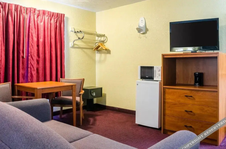 Econo Lodge Ottawa