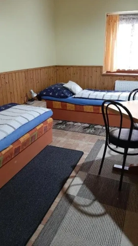 Economy Triple room