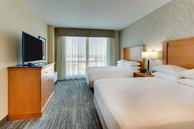 2 Bedrooms Quadruple Suite