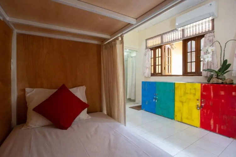 Nushe Hostel & Room