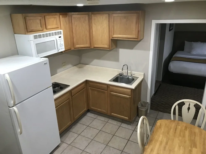 Economy Quadruple Suite