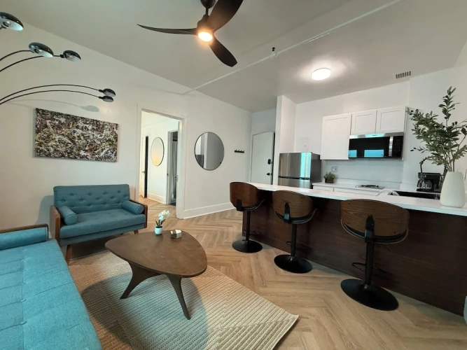 2 Bedrooms Deluxe Apartment