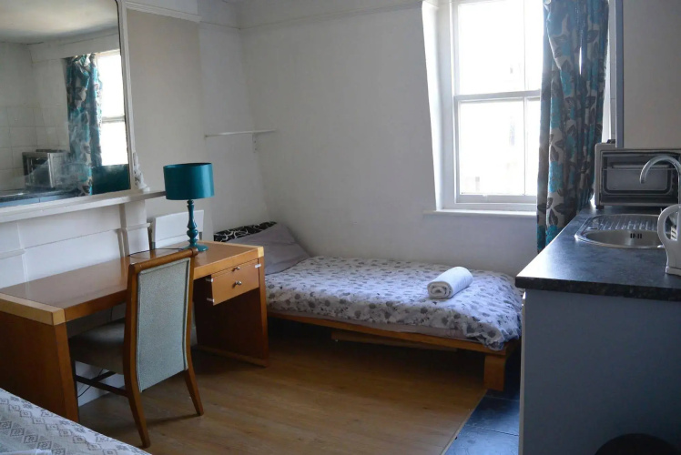 Hostel 7