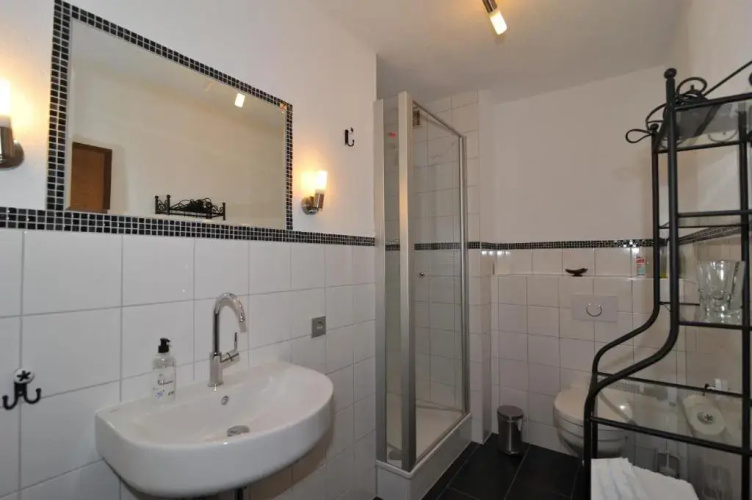 Hotel-Weinhaus Lenz