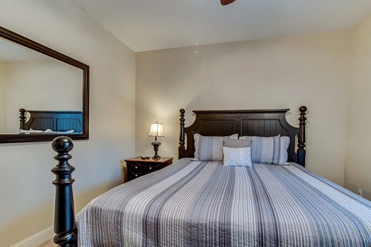 Laguna Breeze Unit C
