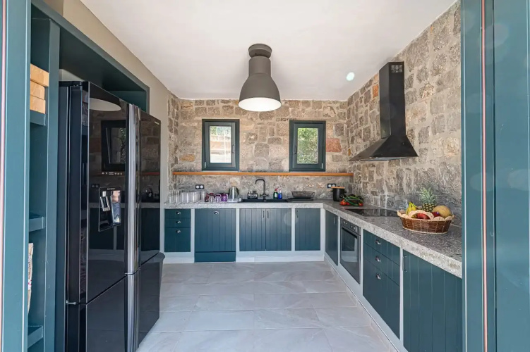 Salanti Hillcrest