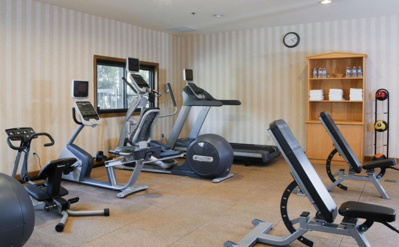 DoubleTree by Hilton Claremont photo 22