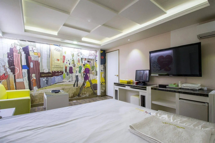 2 Days and 1 Night Hotel