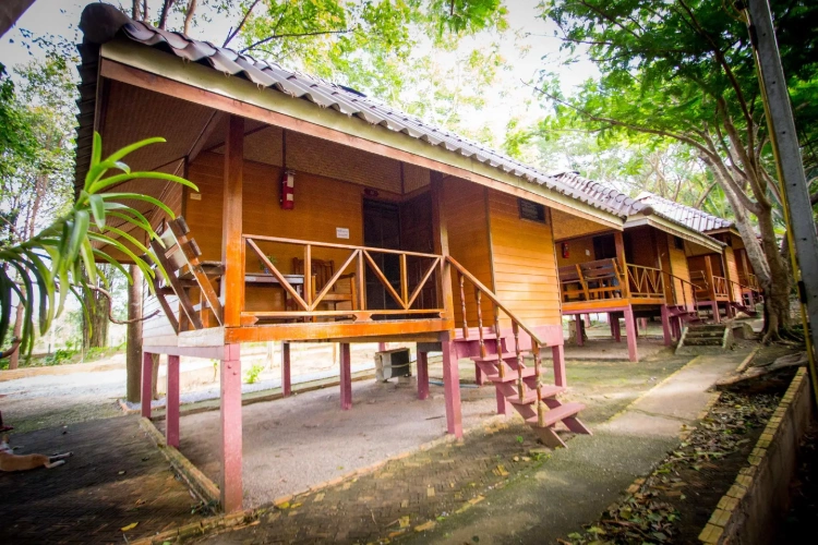 Double Bungalow