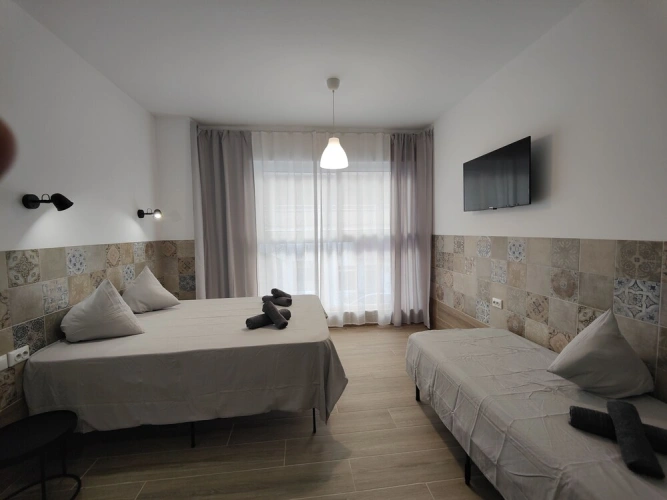 Standard Triple room