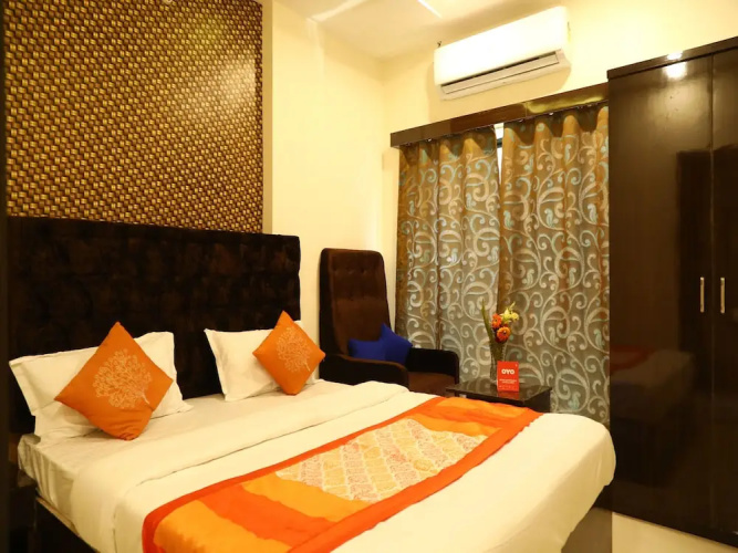 OYO 10781 Parashar Legacy