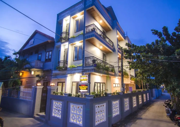 1 Bedroom Standard Triple room with garden view