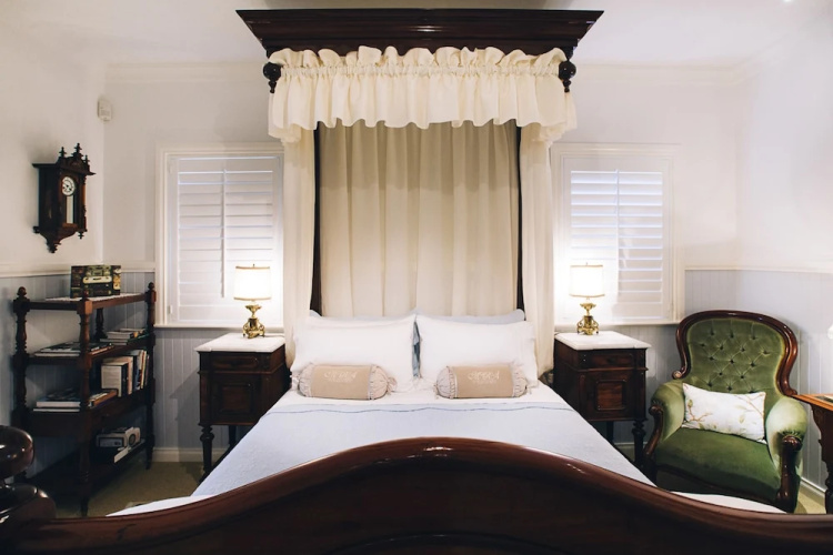 Studio Guest Suites
