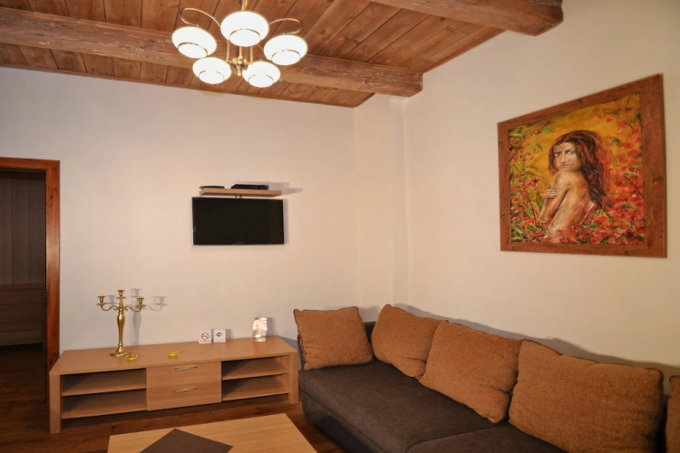 Rentida Studios