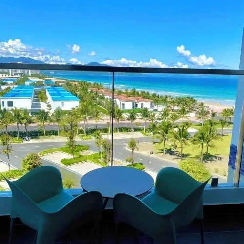 Deluxe Double room with balcony and with partial sea view