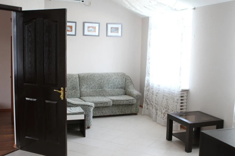 Katran Hotel