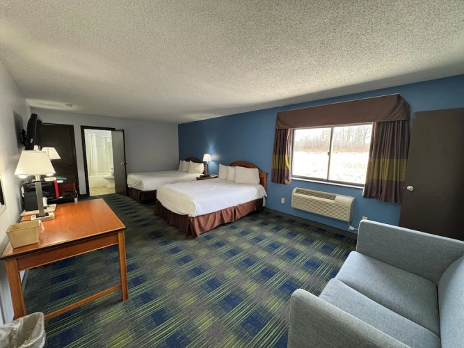 Deluxe Suite