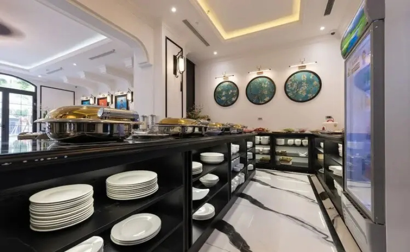 Phong Lan Unique Hotel