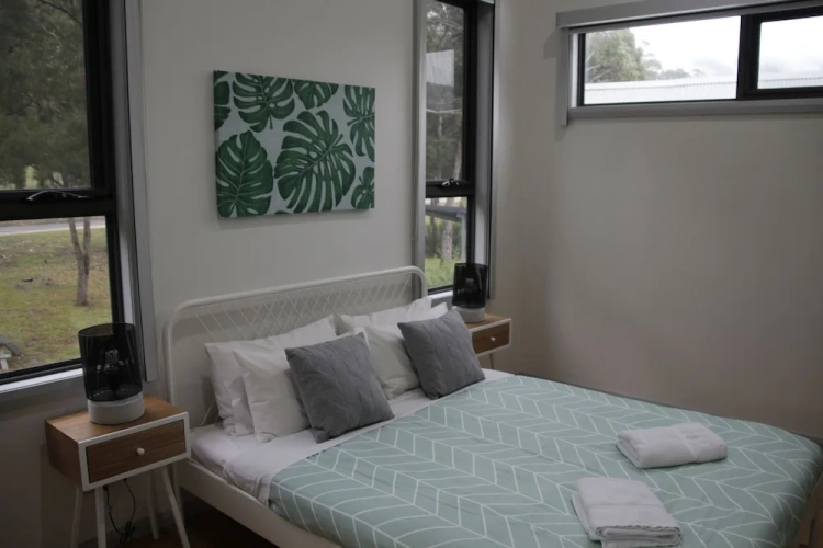 3 Bedrooms Cottage with balcony