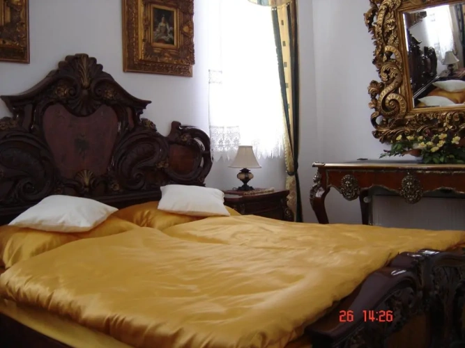 Suite with balcony