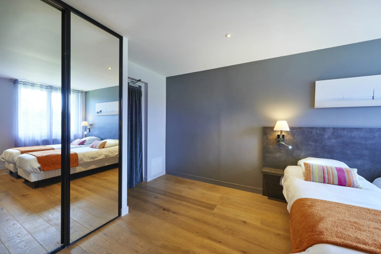Cozy Hotel