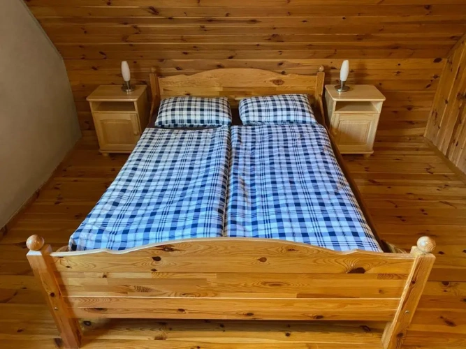 2 Bedrooms Chalet