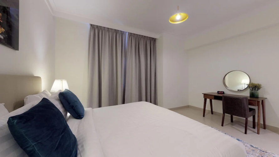 Lux BnB Dubai Creek Residences