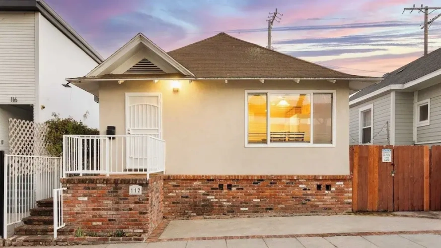 3 Bedrooms Cottage