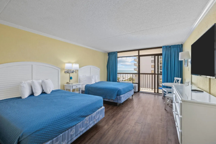 North Shore Oceanfront Resort Hotel with Waterpark