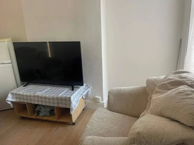 Cosy Croydon Apartment With 2 Bedrooms