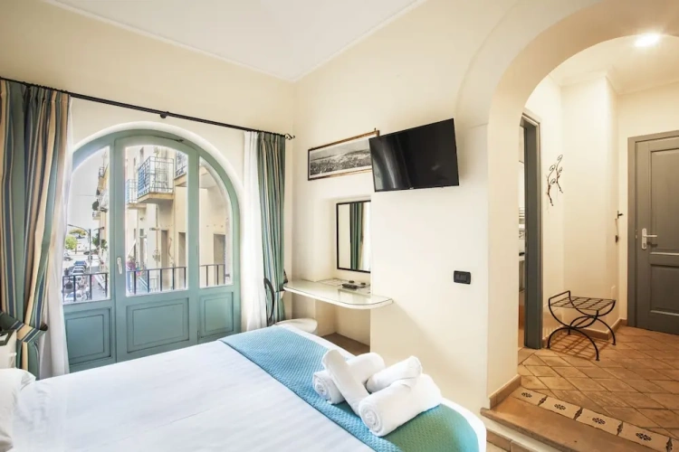 Standard Double room with balcony